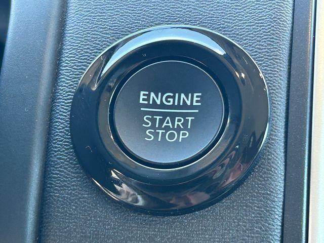 used 2025 Ford Expedition car, priced at $62,988