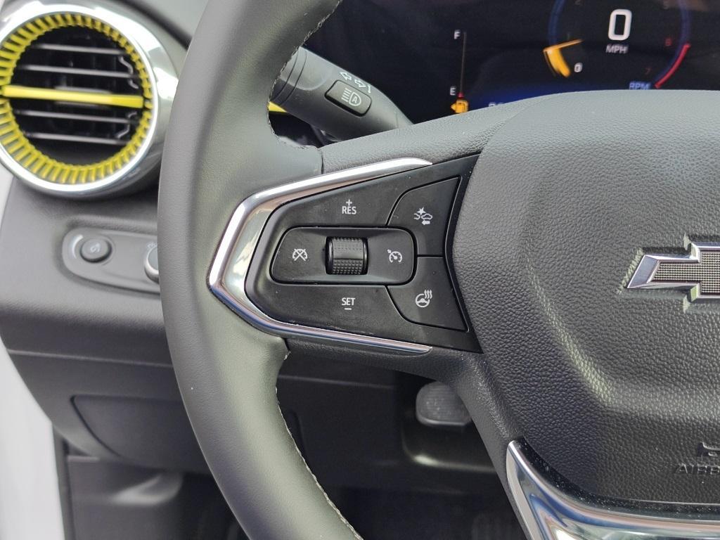 used 2025 Chevrolet Trax car, priced at $24,280
