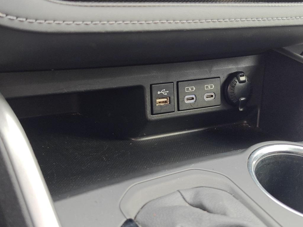 used 2024 Toyota Highlander car, priced at $38,889