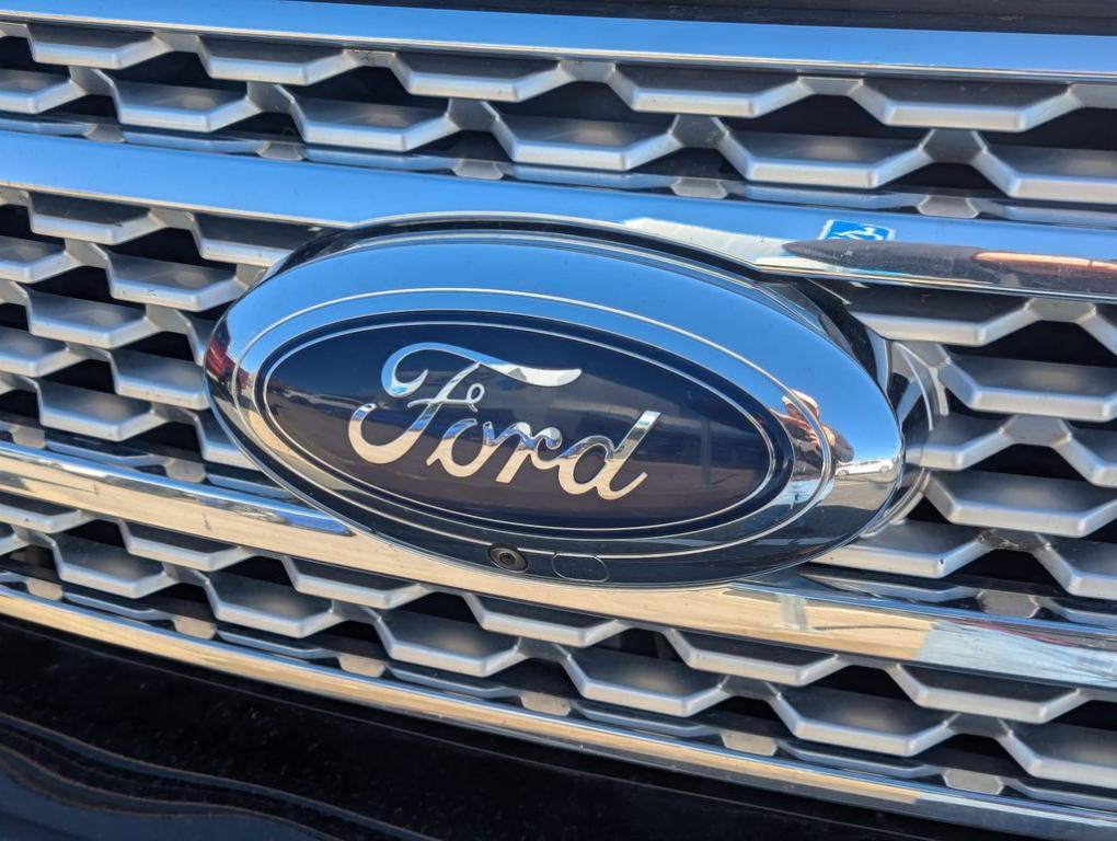 used 2019 Ford Expedition car, priced at $27,988