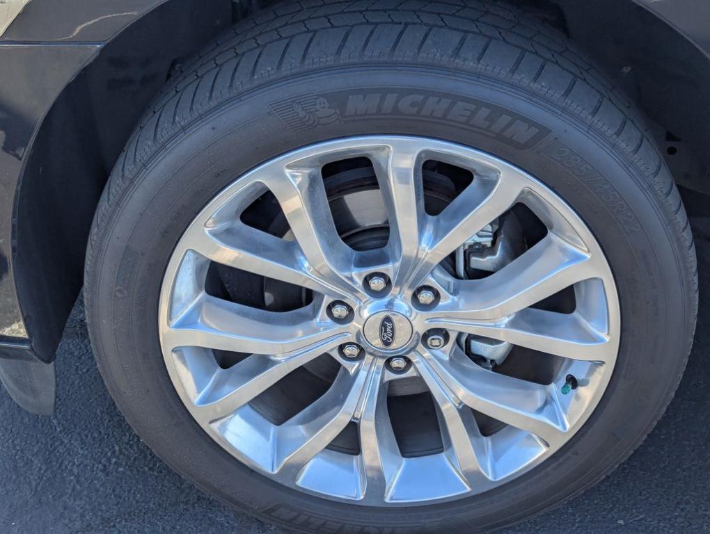 used 2019 Ford Expedition car, priced at $27,988