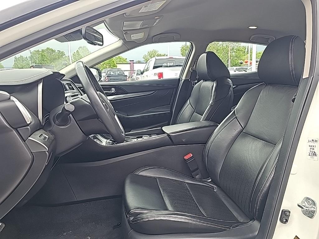 used 2023 Nissan Maxima car, priced at $23,649