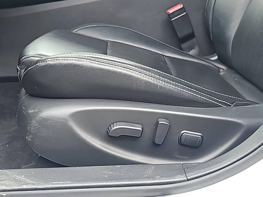 used 2023 Nissan Maxima car, priced at $23,649
