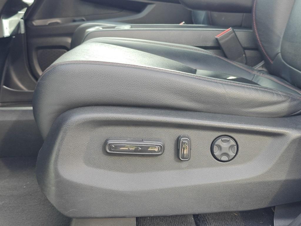 used 2024 Honda Odyssey car, priced at $34,780