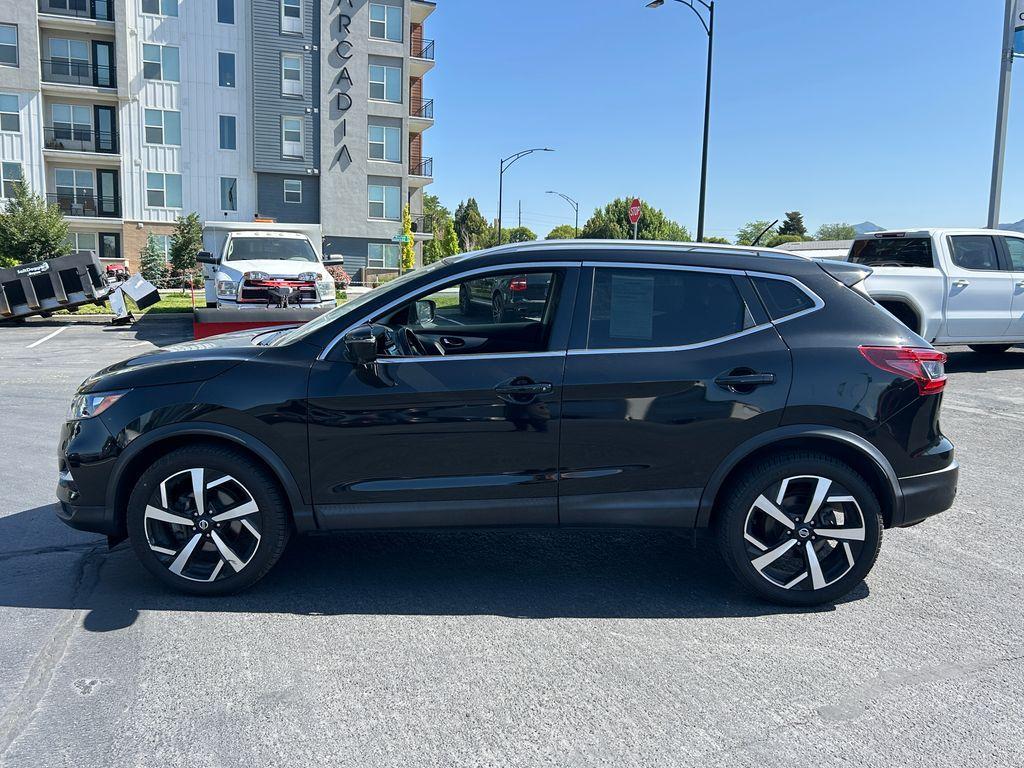 used 2020 Nissan Rogue Sport car, priced at $21,988