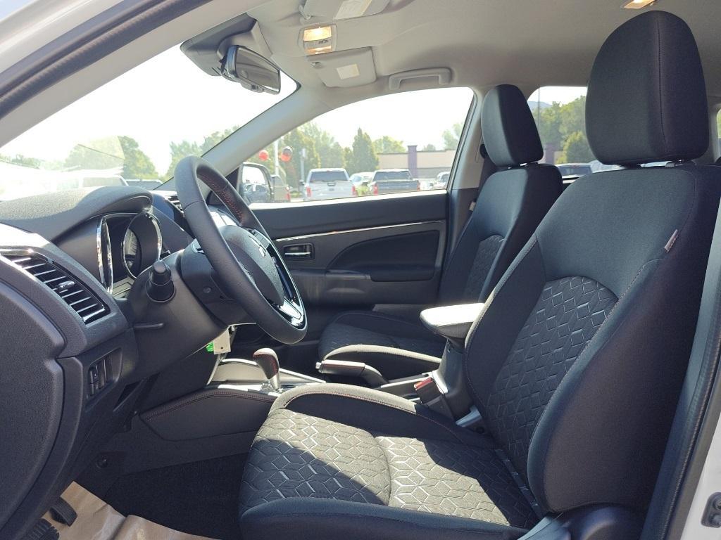 new 2025 Mitsubishi Outlander Sport car, priced at $27,155