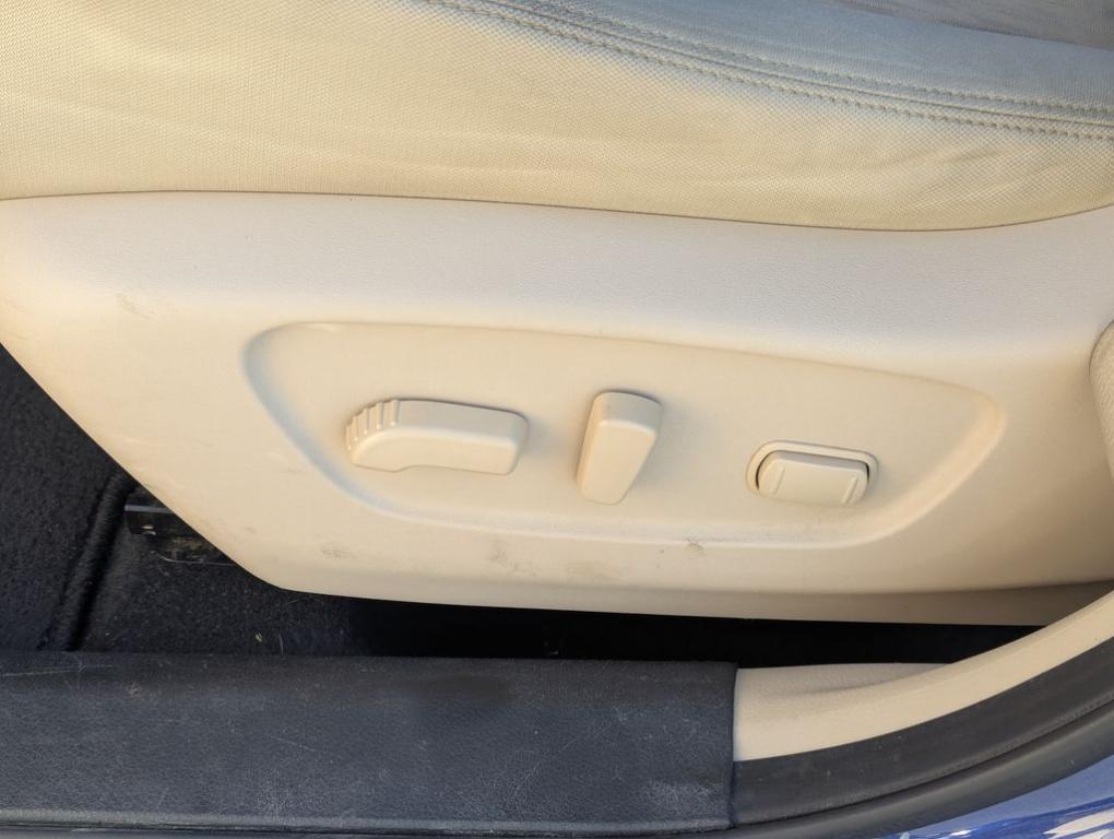 used 2020 Nissan Rogue car, priced at $15,488