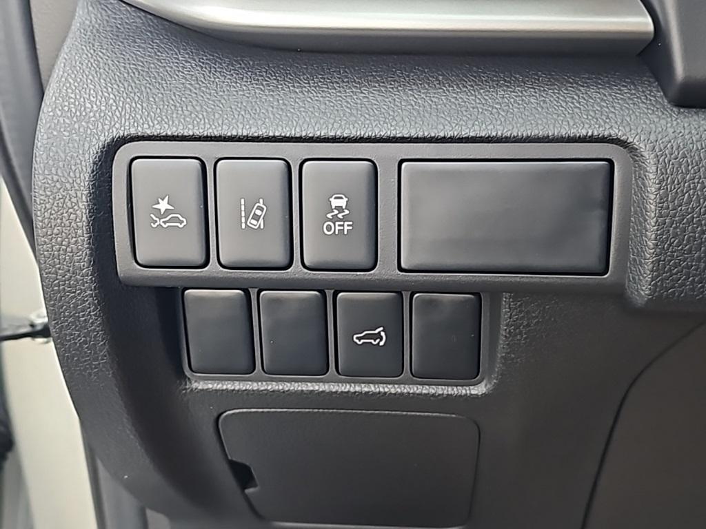 new 2025 Mitsubishi Eclipse Cross car, priced at $29,722
