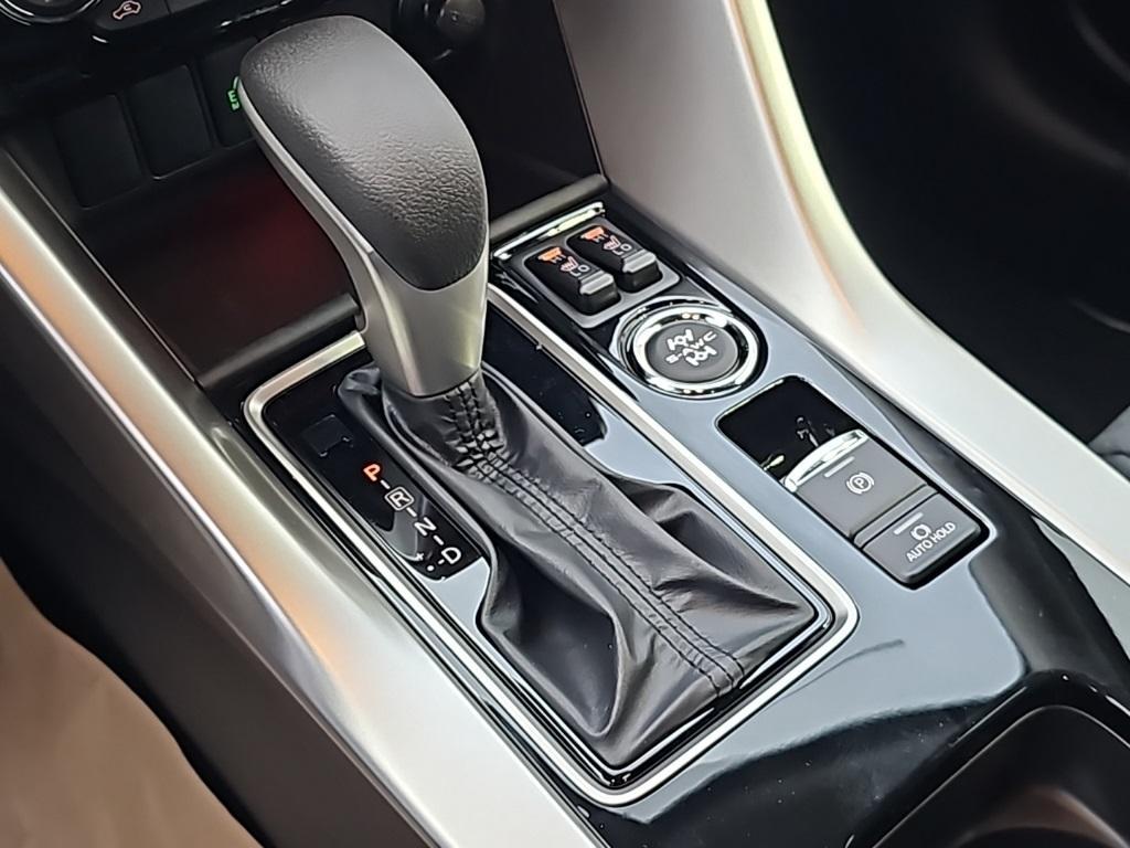new 2025 Mitsubishi Eclipse Cross car, priced at $29,722