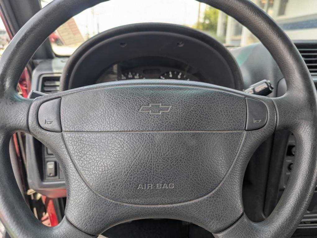 used 1998 Chevrolet Tracker car, priced at $5,488