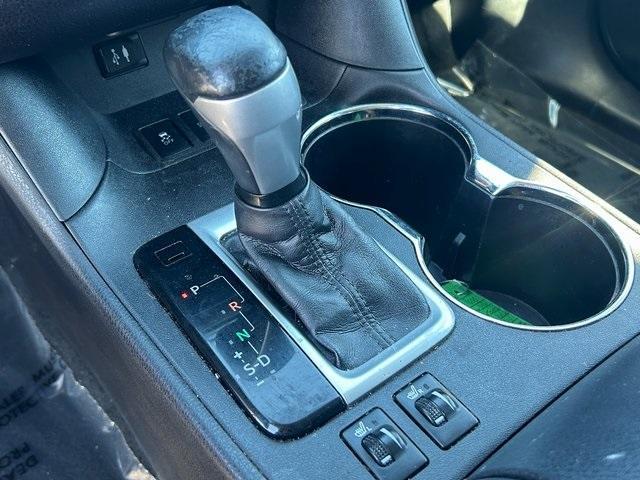 used 2016 Toyota Highlander car, priced at $17,995