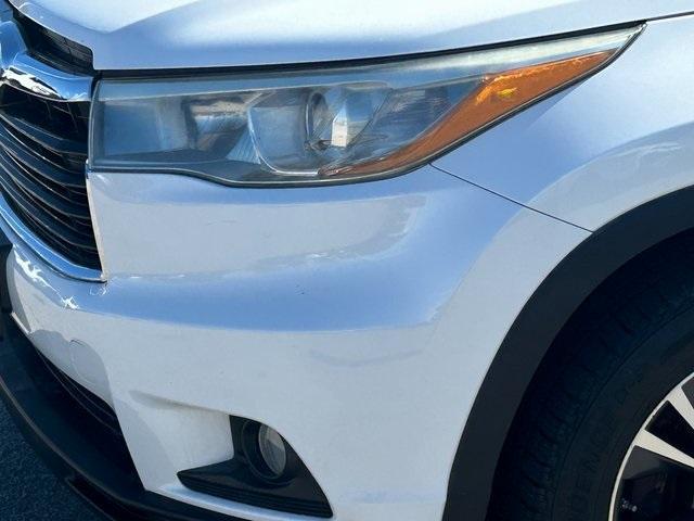 used 2016 Toyota Highlander car, priced at $17,995