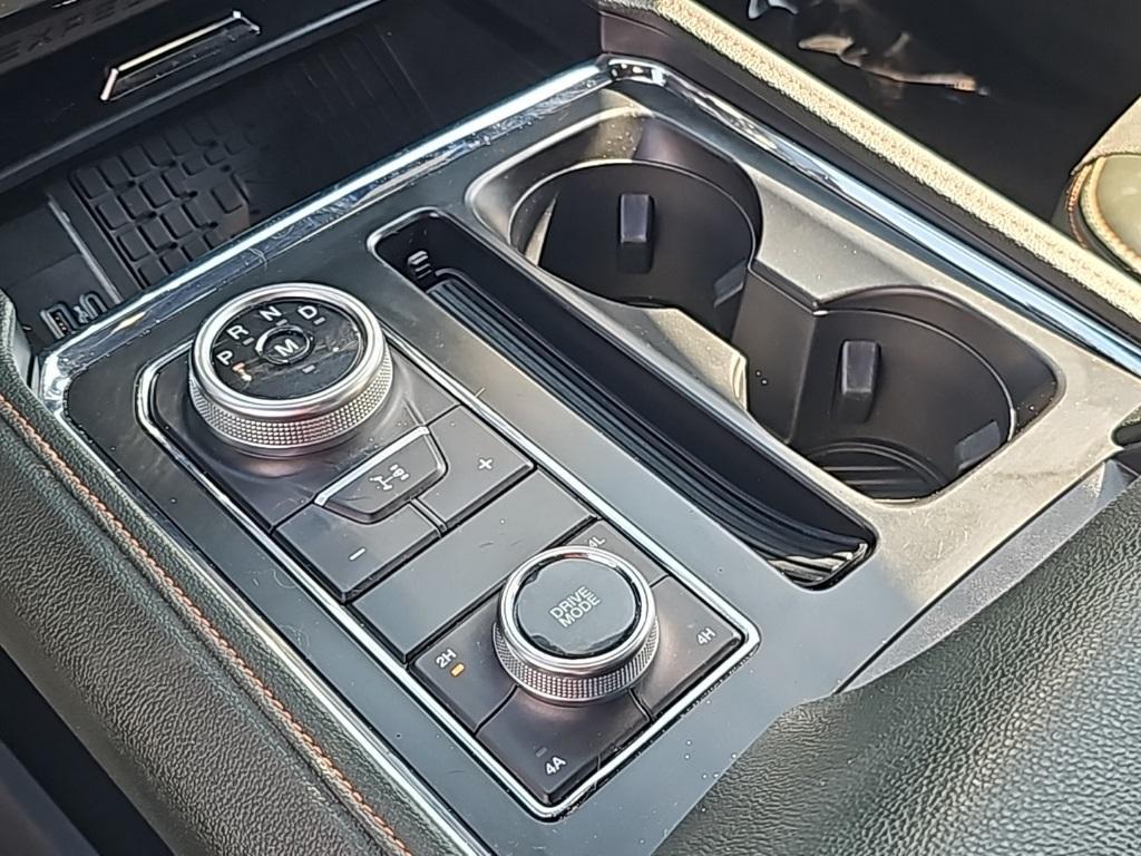 used 2023 Ford Expedition car, priced at $61,950