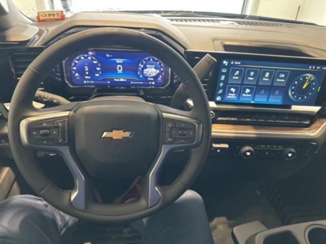 new 2025 Chevrolet Silverado 1500 car, priced at $51,060