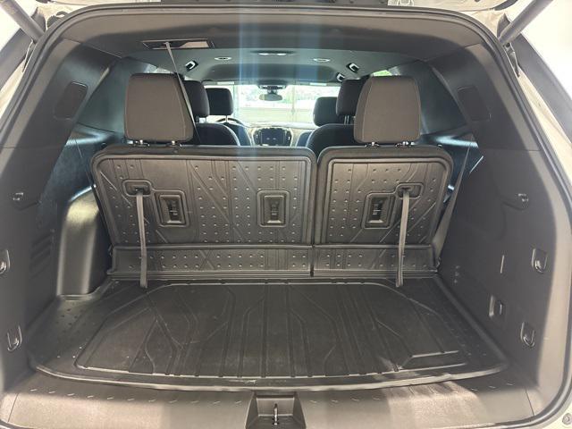 used 2023 Chevrolet Traverse car, priced at $29,995