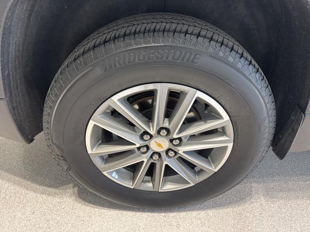 used 2023 Chevrolet Traverse car, priced at $29,995