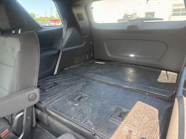 used 2023 Chevrolet Traverse car, priced at $30,695