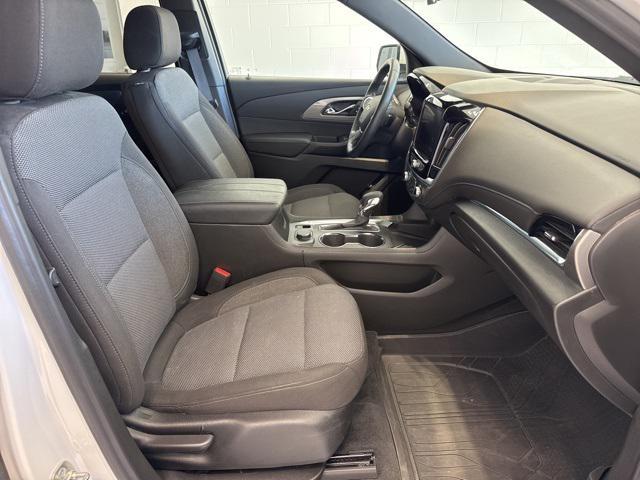 used 2023 Chevrolet Traverse car, priced at $29,995
