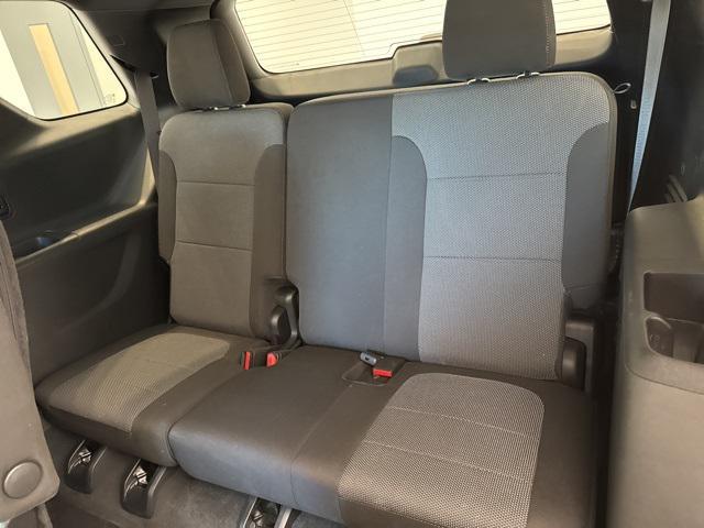 used 2023 Chevrolet Traverse car, priced at $29,995