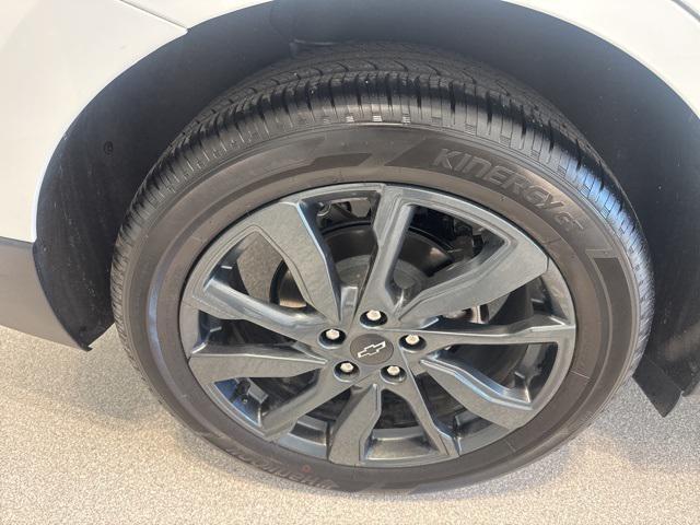 used 2024 Chevrolet Equinox car, priced at $25,795