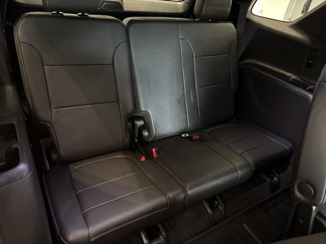 used 2023 Chevrolet Traverse car, priced at $32,795
