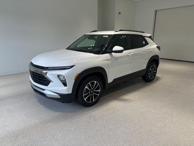 new 2025 Chevrolet TrailBlazer car, priced at $26,818