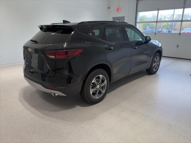 new 2025 Chevrolet Blazer car, priced at $38,890