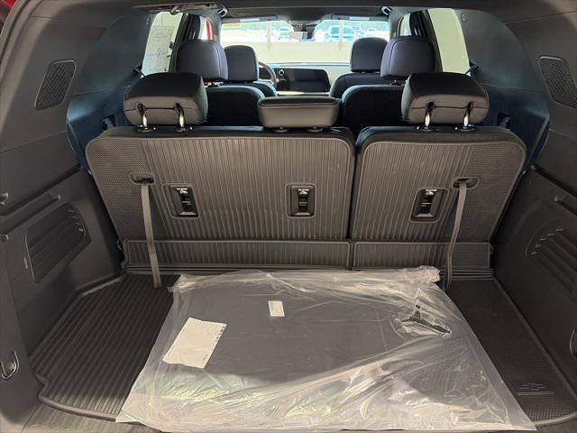 new 2026 Chevrolet Traverse car, priced at $42,309