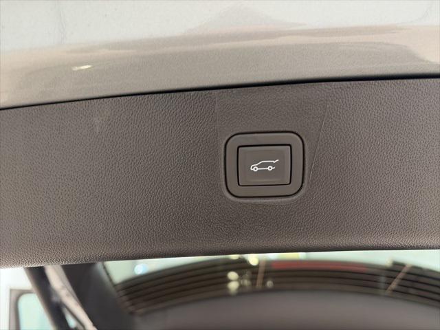 new 2025 Chevrolet Blazer car, priced at $38,890