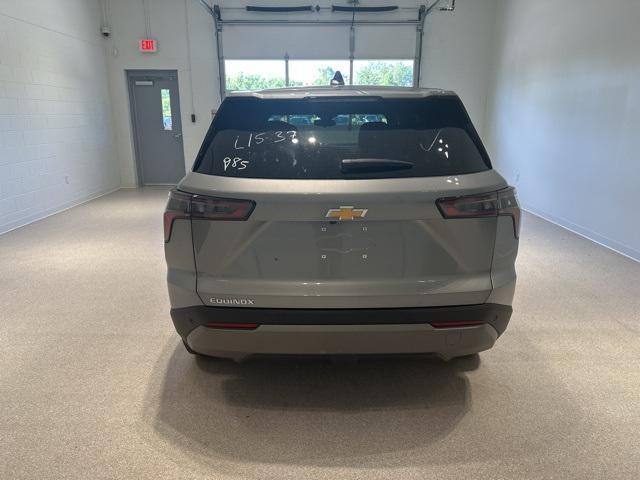 new 2026 Chevrolet Equinox car, priced at $29,910