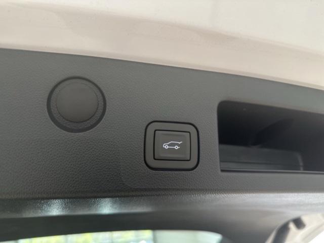 new 2026 Chevrolet Equinox car, priced at $29,910
