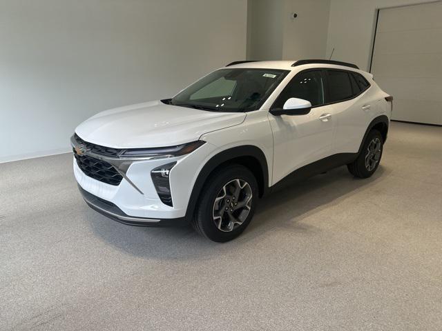 new 2025 Chevrolet Trax car, priced at $24,135
