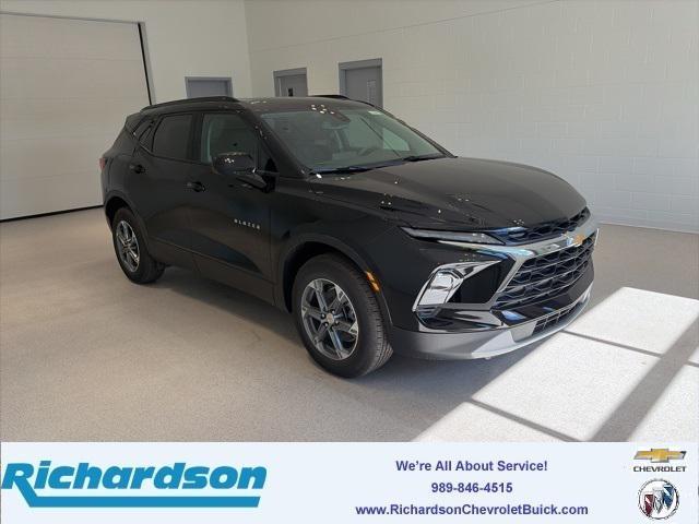 new 2025 Chevrolet Blazer car, priced at $36,985