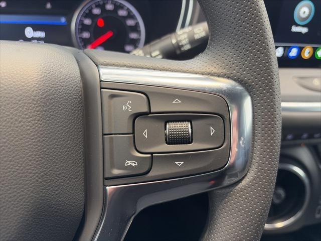 new 2025 Chevrolet Blazer car, priced at $36,985