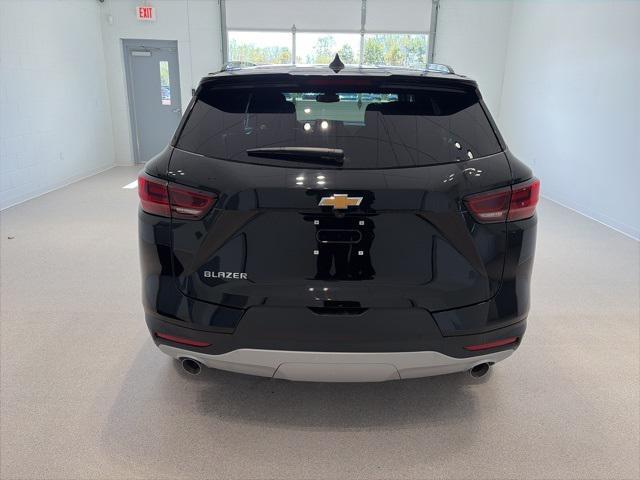 new 2025 Chevrolet Blazer car, priced at $36,985