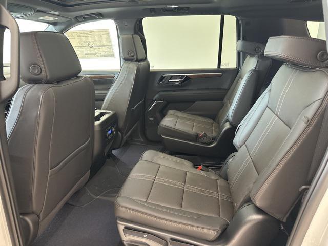 new 2025 Chevrolet Suburban car, priced at $87,682