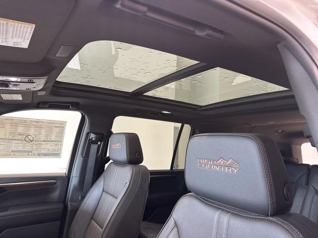 new 2025 Chevrolet Suburban car, priced at $87,682