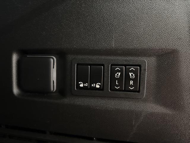 used 2022 Chevrolet Tahoe car, priced at $42,995