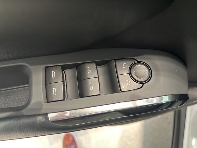 new 2026 Chevrolet Traverse car, priced at $41,003