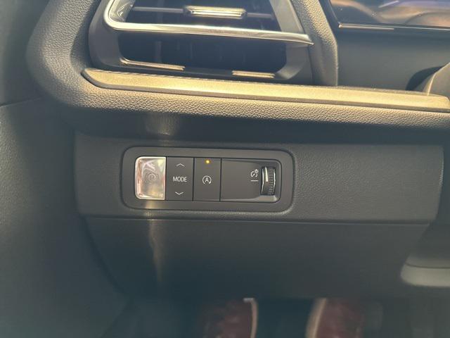 new 2026 Chevrolet Traverse car, priced at $41,876