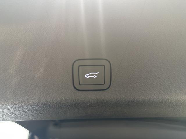 new 2025 Chevrolet Suburban car, priced at $78,016