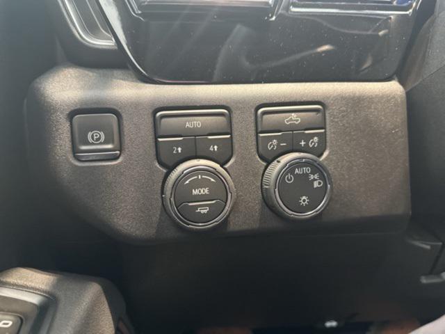 new 2025 Chevrolet Silverado 1500 car, priced at $51,405