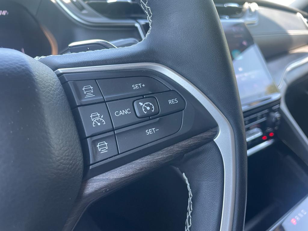 used 2021 Jeep Grand Cherokee L car, priced at $30,495