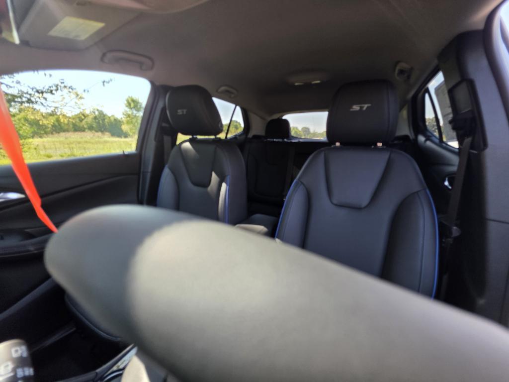 new 2026 Buick Encore GX car, priced at $30,725