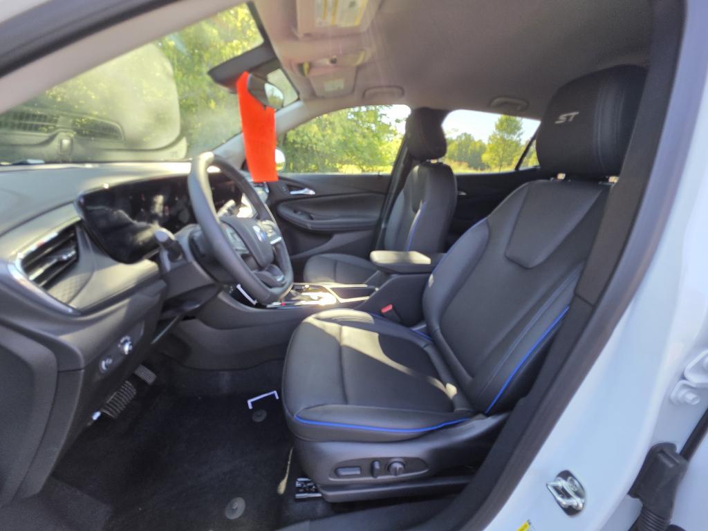 new 2026 Buick Encore GX car, priced at $30,725