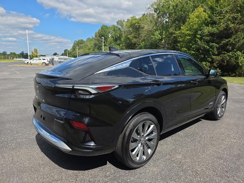 new 2025 Buick Envista car, priced at $31,625