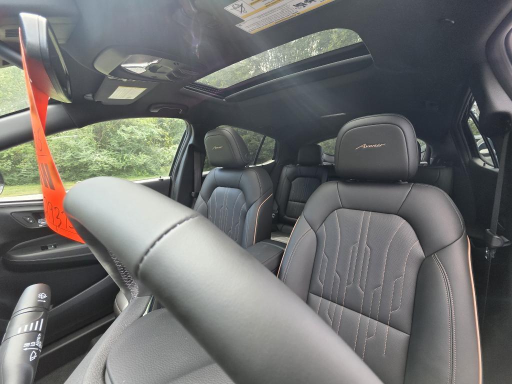 new 2025 Buick Envista car, priced at $31,625
