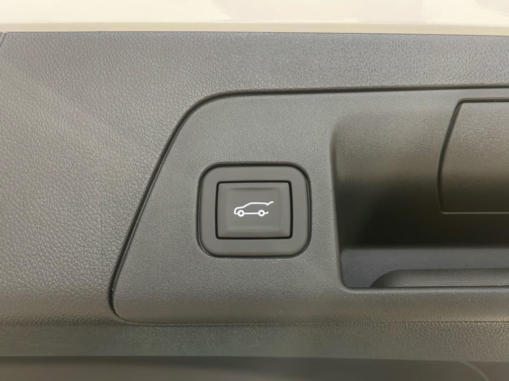 new 2025 Buick Envision car, priced at $40,740