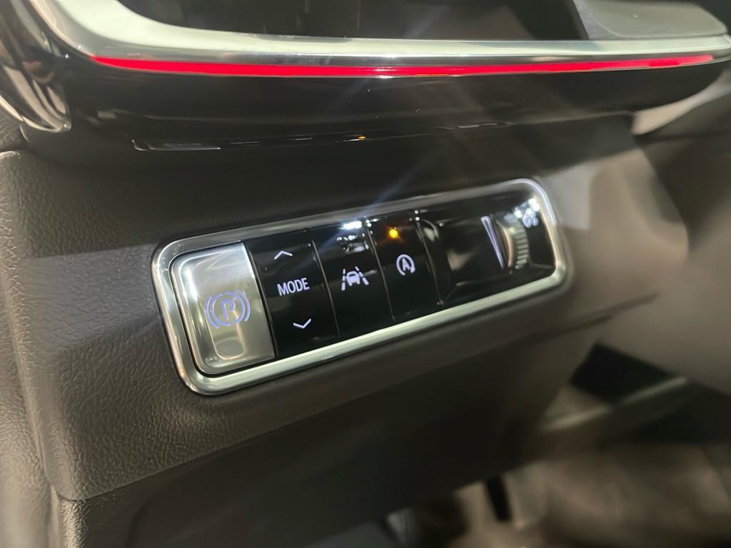 new 2025 Buick Envision car, priced at $40,740