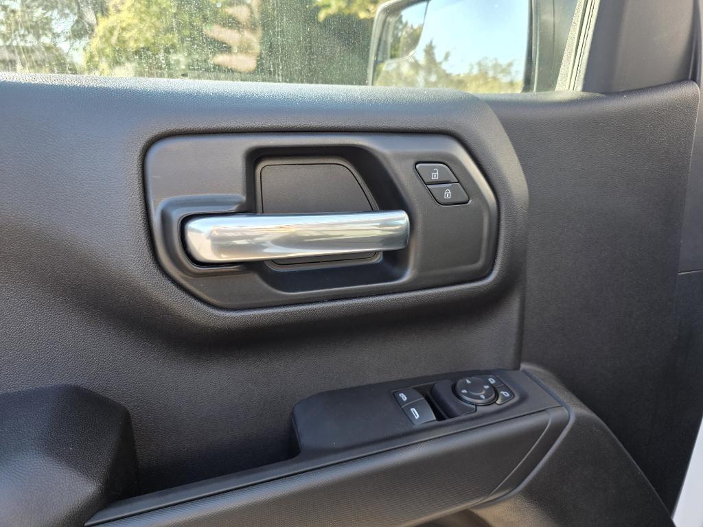 new 2026 GMC Sierra 1500 car, priced at $44,555